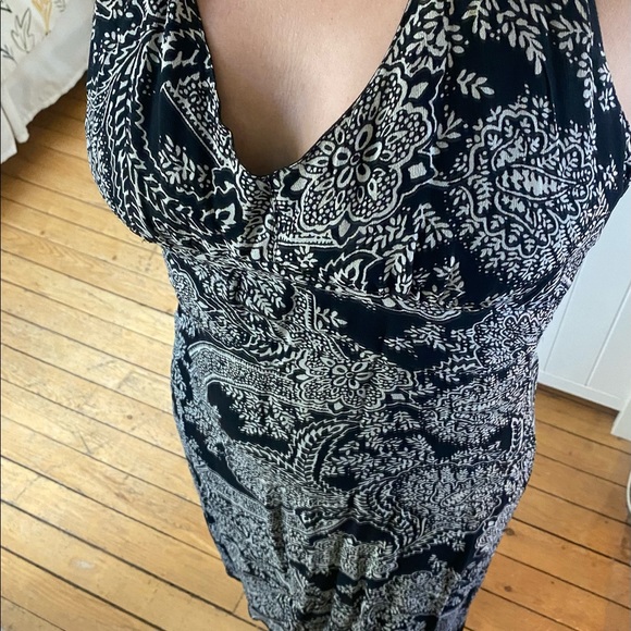 Le Château | Vintage light dress tied at the neck. Size Medium. - Picture 4 of 7